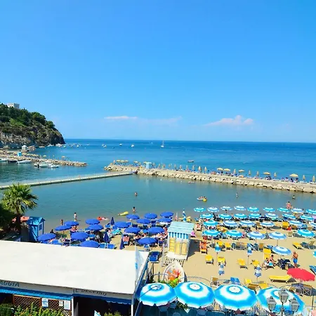 Terme Marina Lacco Ameno (Isola d'Ischia)