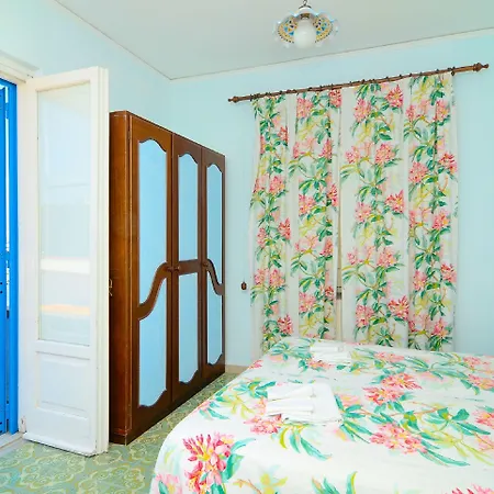 Terme Marina فندق 3*